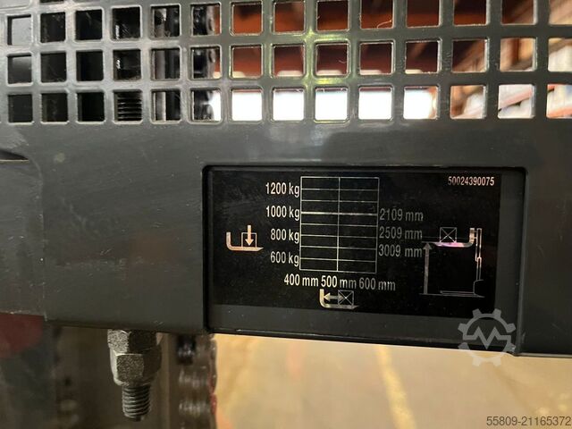 Hochhubwagen Linde L10 //