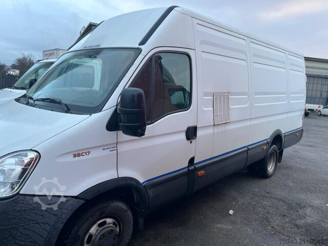 Kastenwagen IVECO DAILY  35c17