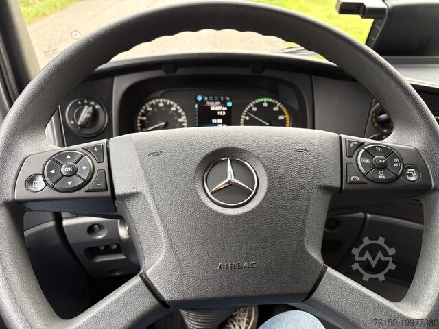 Koffer Mercedes-Benz Atego 821 BL Euro6 Automaat Bakwagen / 3 zitpla...