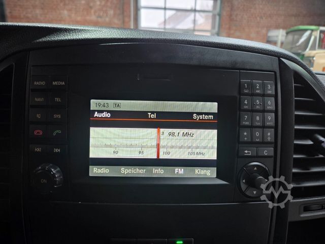 Kastenwagen MERCEDES-BENZ Vito Kasten 110  Kamera Tempom. Klima Tüv neu E6