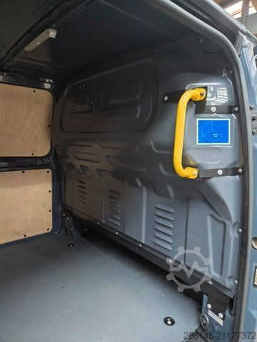 Kastenwagen MERCEDES-BENZ Vito Kasten 110  Kamera Tempom. Klima Tüv neu E6