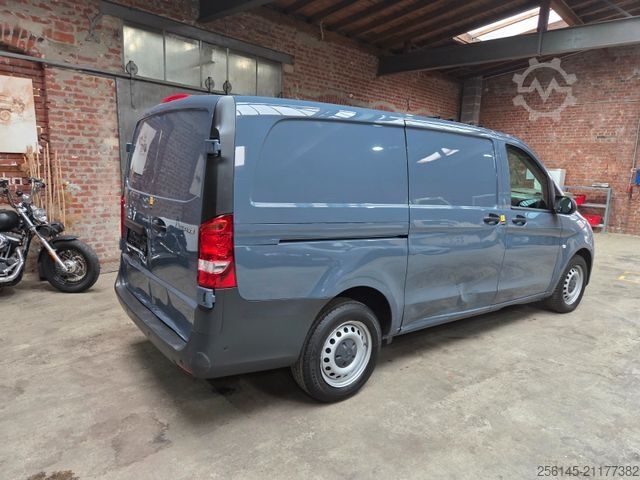 Kleinbus MERCEDES-BENZ Vito Kasten 110  Kamera Tempom. Klima Tüv neu E6