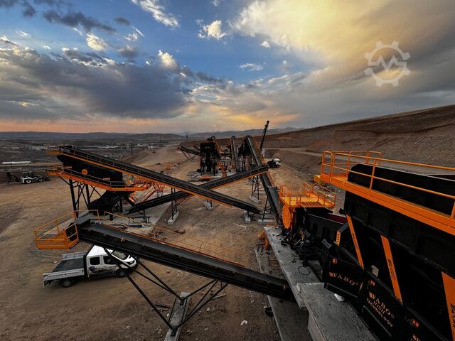 Brechanlage Stationary crushing plant 200-350 T/H Stationary crushing plant 200-350 T/H