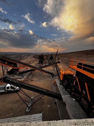 Brechanlage Stationary crushing plant 200-350 T/H Stationary crushing plant 200-350 T/H