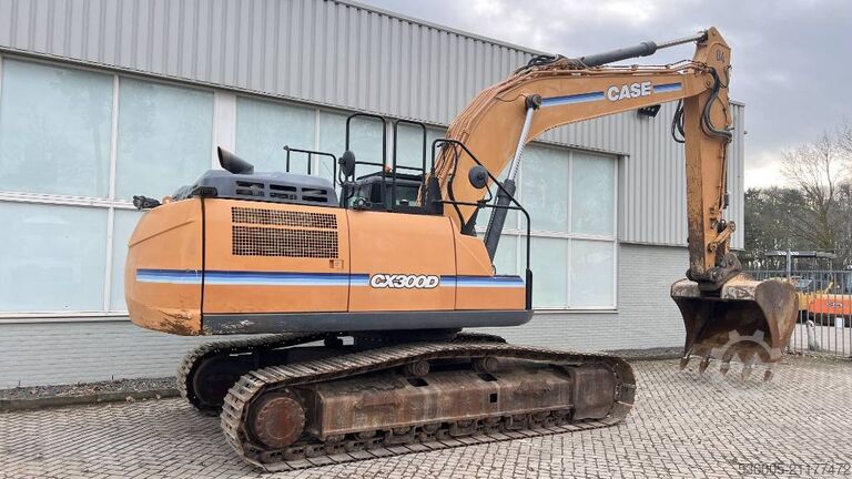 Raupenbagger CASE CX 300 D       2017
