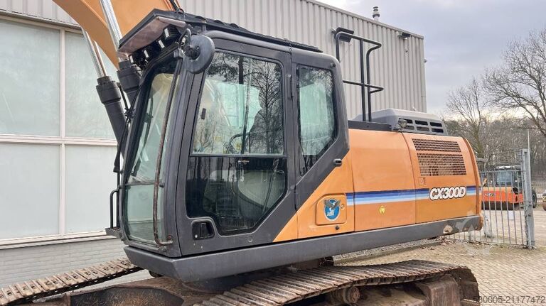 Raupenbagger CASE CX 300 D       2017