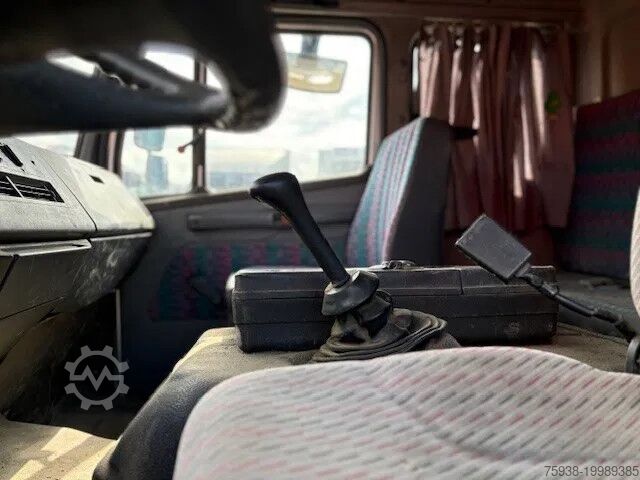 Koffer Mercedes-Benz LK 817 (6-CILINDER) ORIGINAL DUTCH TRUCK WITH C...