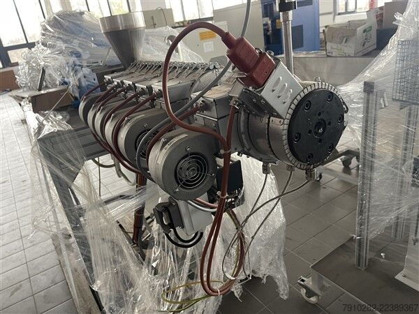 PMH twin screw extruder25 mm - 32 l/d PMH Plasticmaschinen handelsgesellschaft PMH DS25-32LD twin-screw extruder
