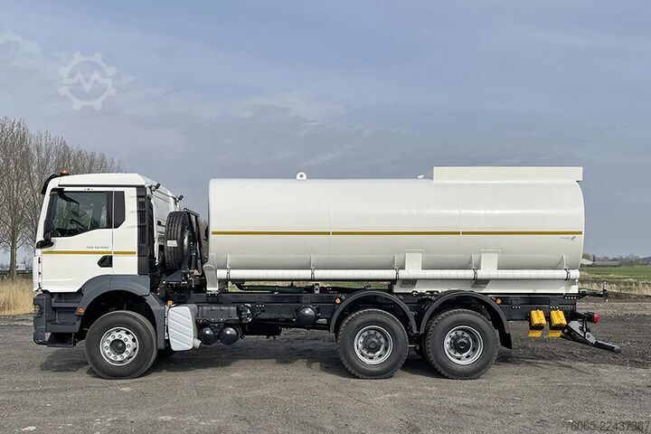 Food tanker MAN TGS 33.400 BB CH Water Tank Truck (8 units)