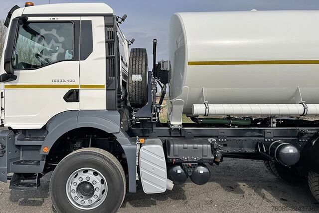Lebensmitteltanker MAN TGS 33.400 BB CH Water Tank Truck (8 units)