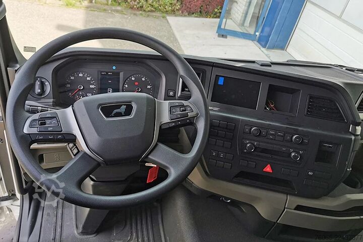 Tipper MAN TGS 33.400 BB CH Tipper Truck (9 units)