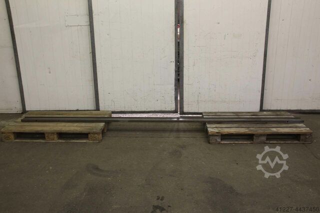 Unterlage für Abkantwerkzeug 3600 mm unbekannt 3600/110/H32 mm