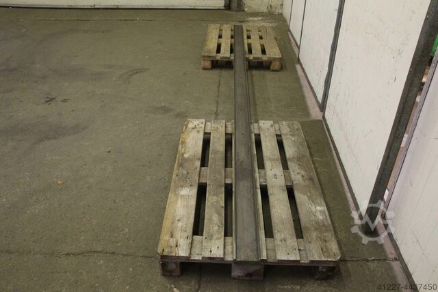 Unterlage für Abkantwerkzeug 3600 mm unbekannt 3600/110/H32 mm