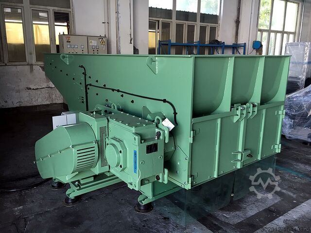 Single shaft shredder Crushmaster Q170