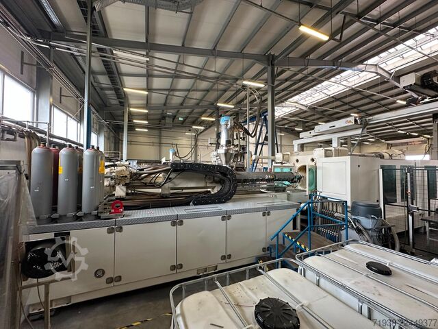 Injection molding machine KraussMaffei KM 1300-12000 MX