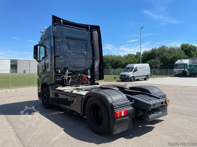 Standard SZM Mercedes-Benz Actros 1851 LS BigSpace KlimaA STH Pano Luft