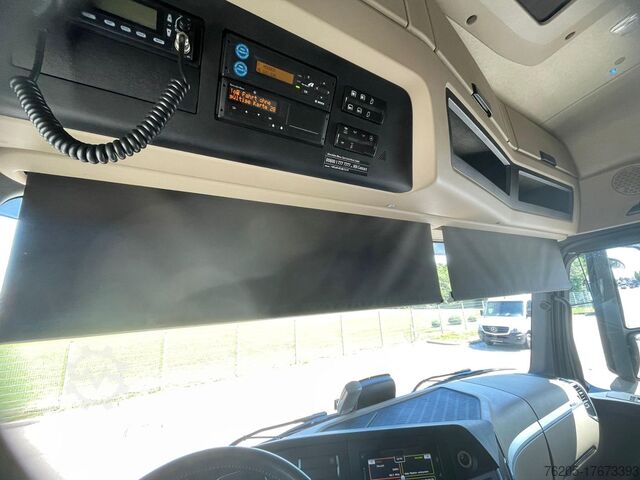 Standard SZM Mercedes-Benz Actros 1851 LS BigSpace KlimaA STH Pano Luft