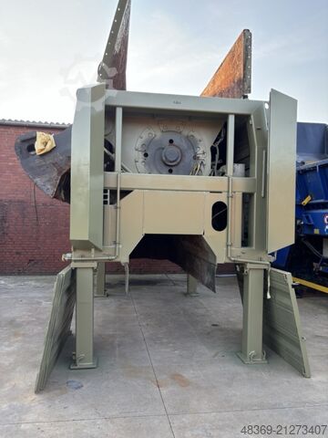 Holzzerkleinerer KOMPTECH TERMINATOR 5000 E