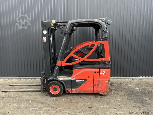 Electric 3-wheel forklift Linde E14-01