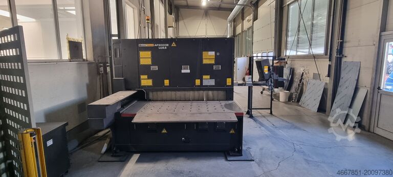 Laserschneidmaschine Amada LC-2415 ALPHA IV