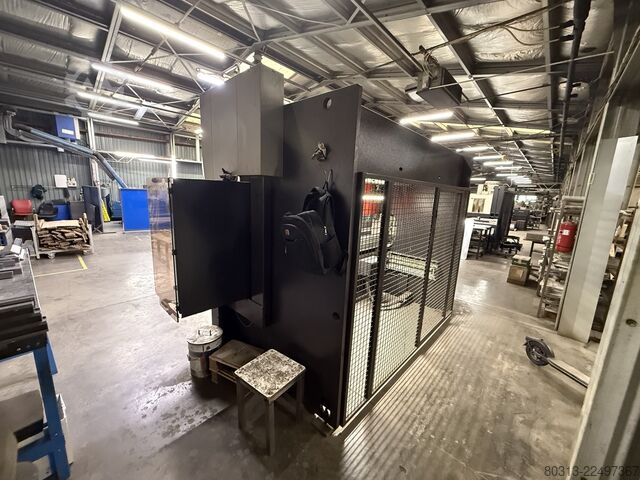 Durchlaufpresse AMADA HFE M2 100-3