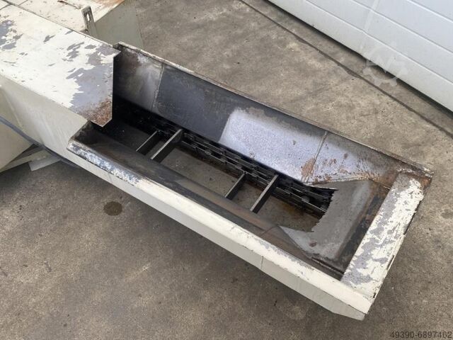 Chip conveyor, scraper conveyor with coolant tank, metal link chain with discharge cleats, conveyor  BMF KF 200 K17