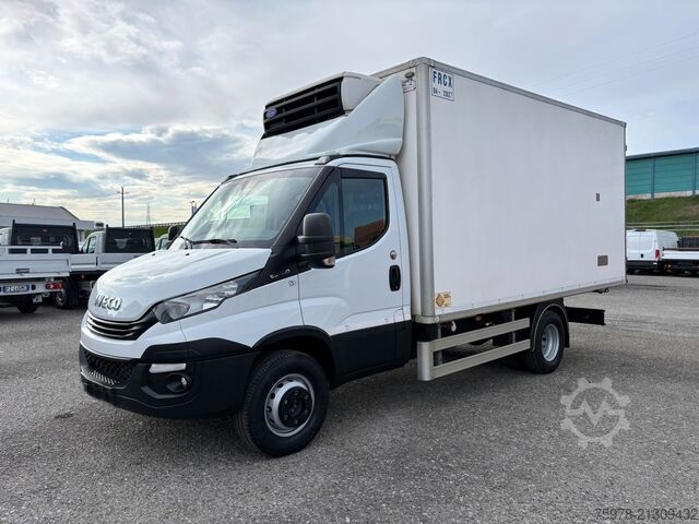 Refrigerator body van Iveco Daily 65c18