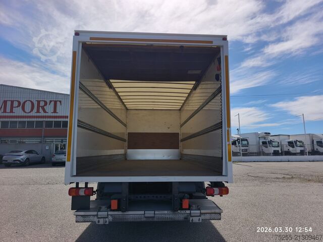 Box truck Mercedes-Benz Atego 1221