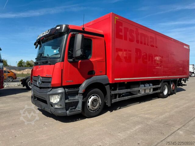 Refrigerated truck MERCEDES-BENZ ANTOS 2536 KÜHLKOFFER / LBW / CARRIER / 9,00M /