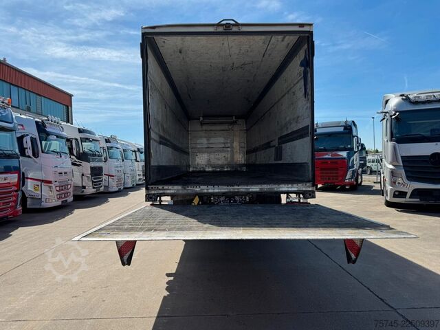 Refrigerated truck MERCEDES-BENZ ANTOS 2536 KÜHLKOFFER / LBW / CARRIER / 9,00M /