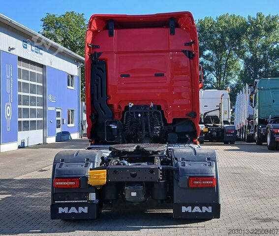 Standard tractor unit MAN TGX 18.510 4x2 LLS-U Euro 6e ADR