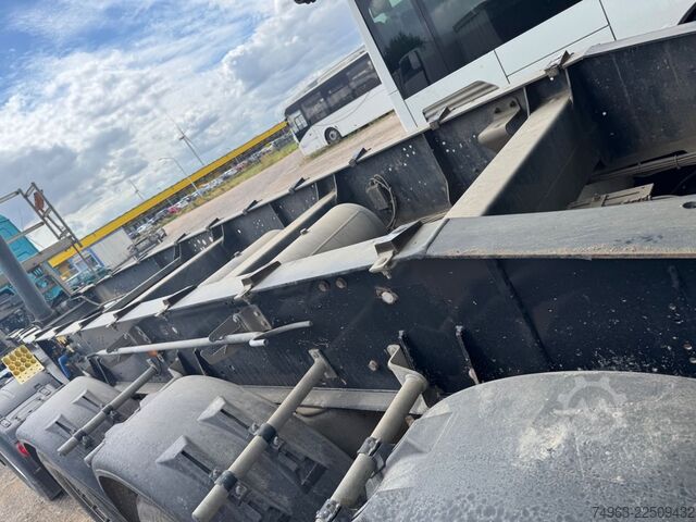 Tipper semitrailer SCHMITZ CARGOBULL SKI 24 SL, Luftachse
