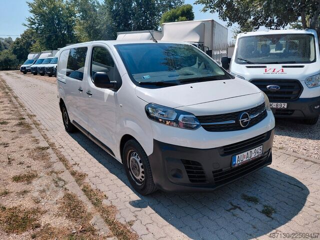 Panel van OPEL Vivaro 2.0 CDTI L2
