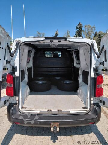 Panel van OPEL Vivaro 2.0 CDTI L2
