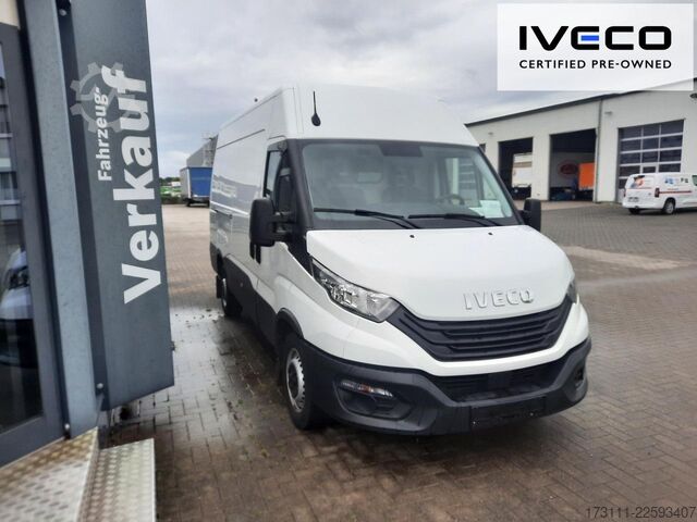 High top van IVECO Daily 35S16V RS 3520L / AHK / Klima / Bluetooth