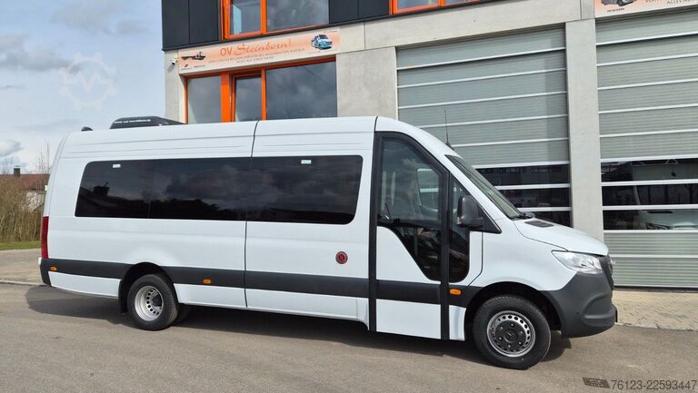 Kleinbus MERCEDES-BENZ 515 Sprinter 22 Schlafsessel Vorlauffahrzeug