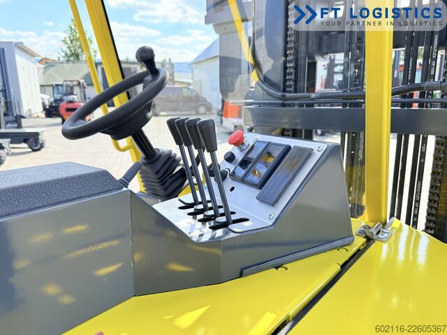 4-way forklift Combilift CB3000 DIESEL TRIPLEX 5500 FREE-LIFT