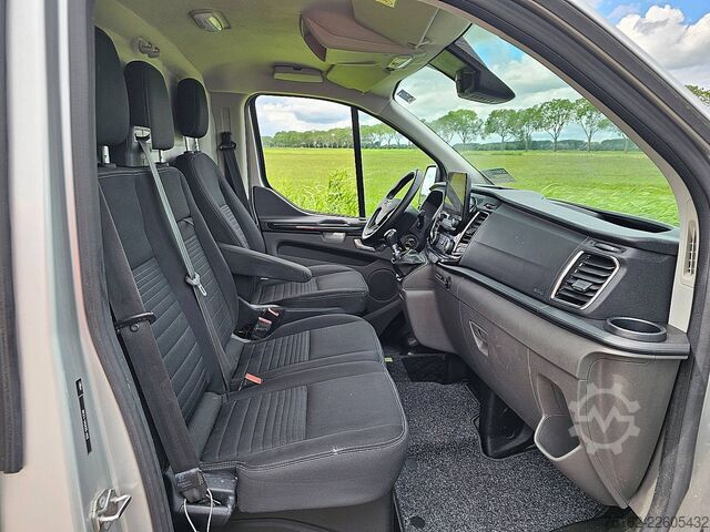 High-roof van FORD TRANSIT CUSTOM 2.0 L1H1 Limited Navi AC