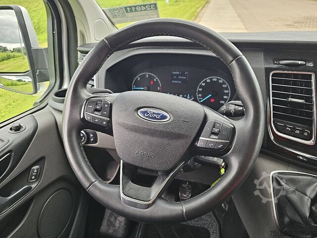 High-roof van FORD TRANSIT CUSTOM 2.0 L1H1 Limited Navi AC