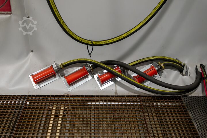 Automatische Strahlanlage RoboBlast SAPI RoboBlast Roboter-Sandstrahlanlage