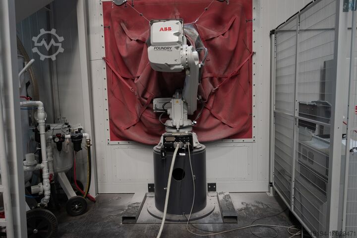 Automatische Strahlanlage RoboBlast SAPI RoboBlast Roboter-Sandstrahlanlage