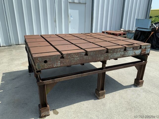 Cast iron bed Taque fonte rainurée - Floor Plate 2300 x 1900 x 200 mm