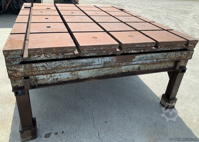Cast iron bed Taque fonte rainurée - Floor Plate 2300 x 1900 x 200 mm
