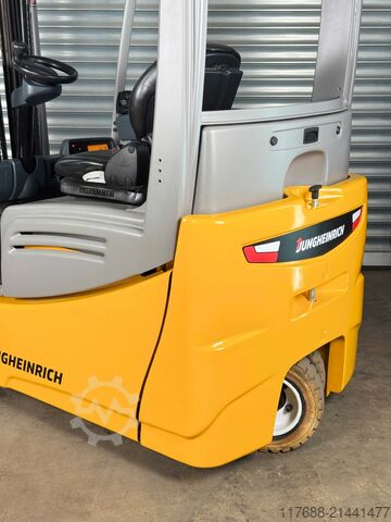 Electric 3-wheeler Jungheinrich EFG 215 - Service Neu - nur 2778 Std. Batterie 87%