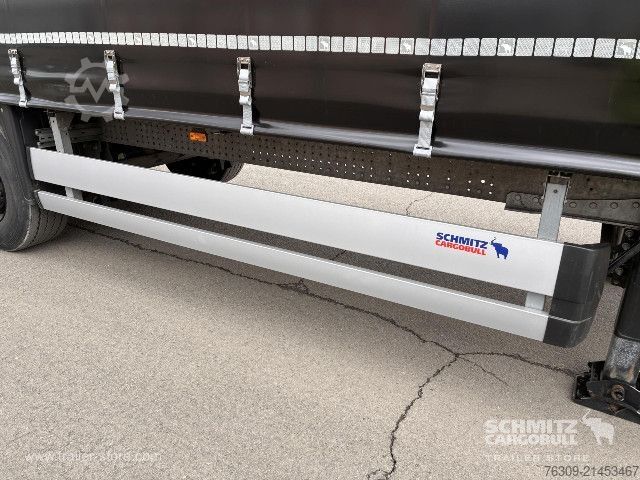 Open semitrailer with tarp Schmitz Cargobull Curtainsider Standard Getränke