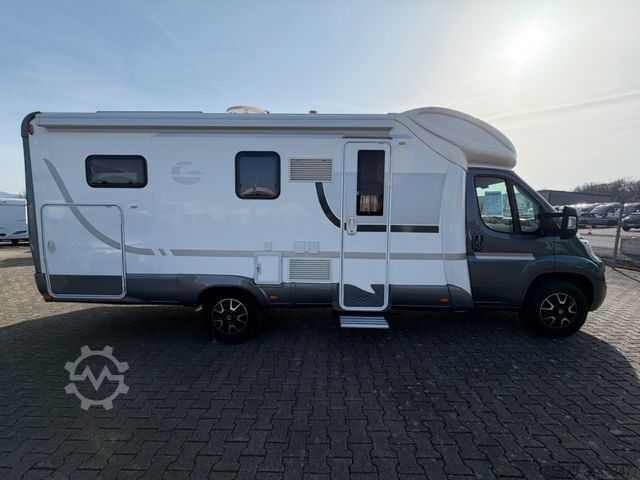 Semi-integrated camper GIOTTILINE Therry T37