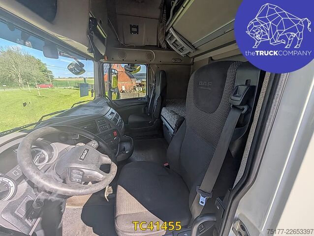 Chassis with cab DAF XF 440