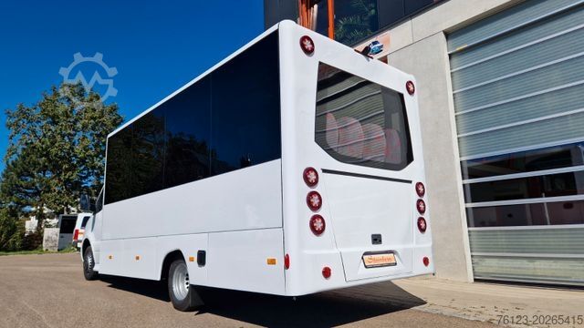 Minibus MERCEDES-BENZ 30 Sitzer Schulbus Transferbus 519 Stock
