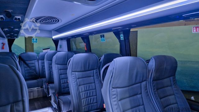 Minibus IVECO Daily 70 Vorlauffahrzeug Ferqui Sunrise 2,5 m B