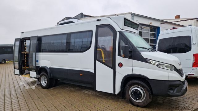 City bus IVECO Daily Heckniederflur Elektro City Stock